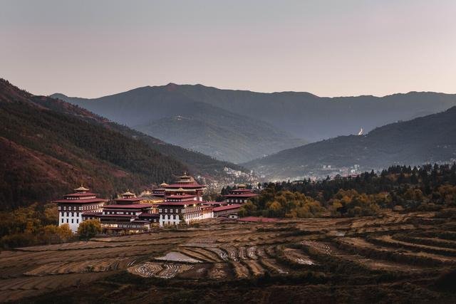 Dzong