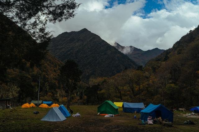 Jangothang campsite below Jomolhari